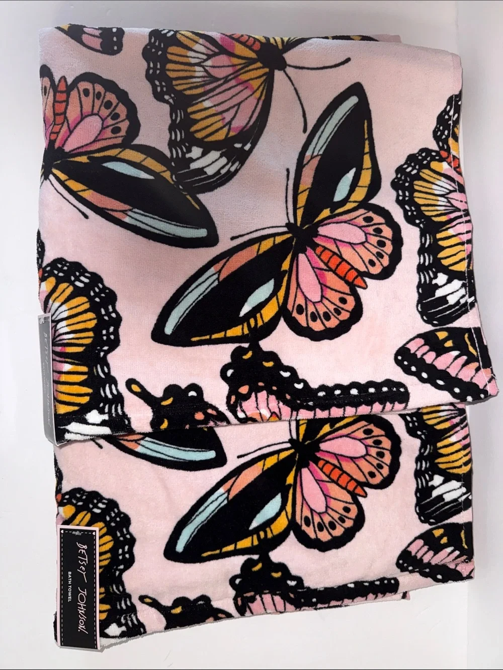 NWT Betsey Johnson 2 Pc 100% Cotton Velour Bath Towels Pink Monarch Butterfly